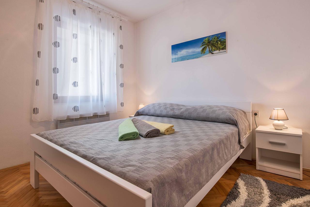 Apartment Dendy Pula Buitenkant foto
